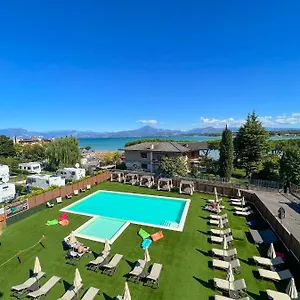 https://hotel-puccini.hotelinveneto.com