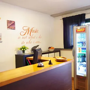 https://bb-music.italymilanhotels.net